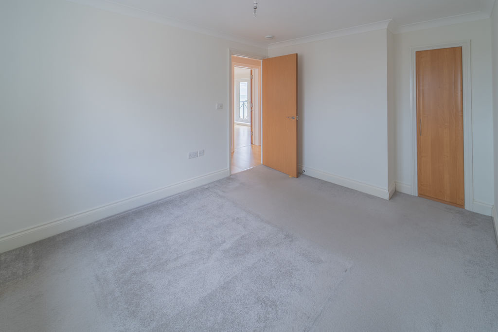 Bedroom- click for photo gallery